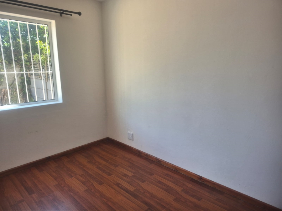 To Let 1 Bedroom Property for Rent in Table View Western Cape